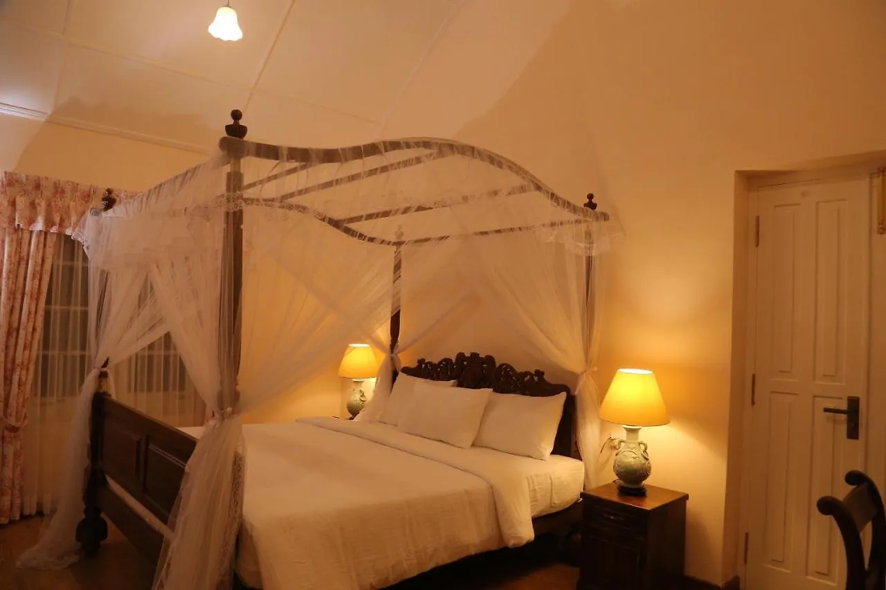 Rockbourne Bungalow Kandy